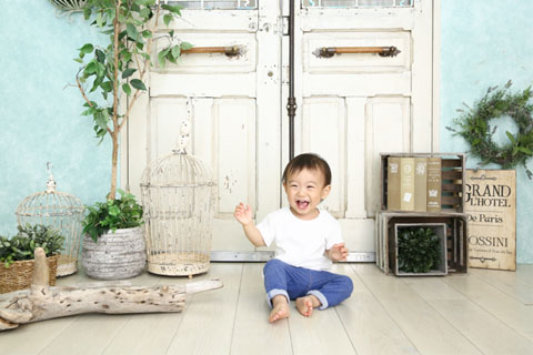 バースデーフォトのおすすめ服装は？男の子・女の子別に紹介