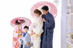 【七五三】 家族で着物をレンタルして撮影する方法をご紹介!【ハピリィフォトスタジオ】
